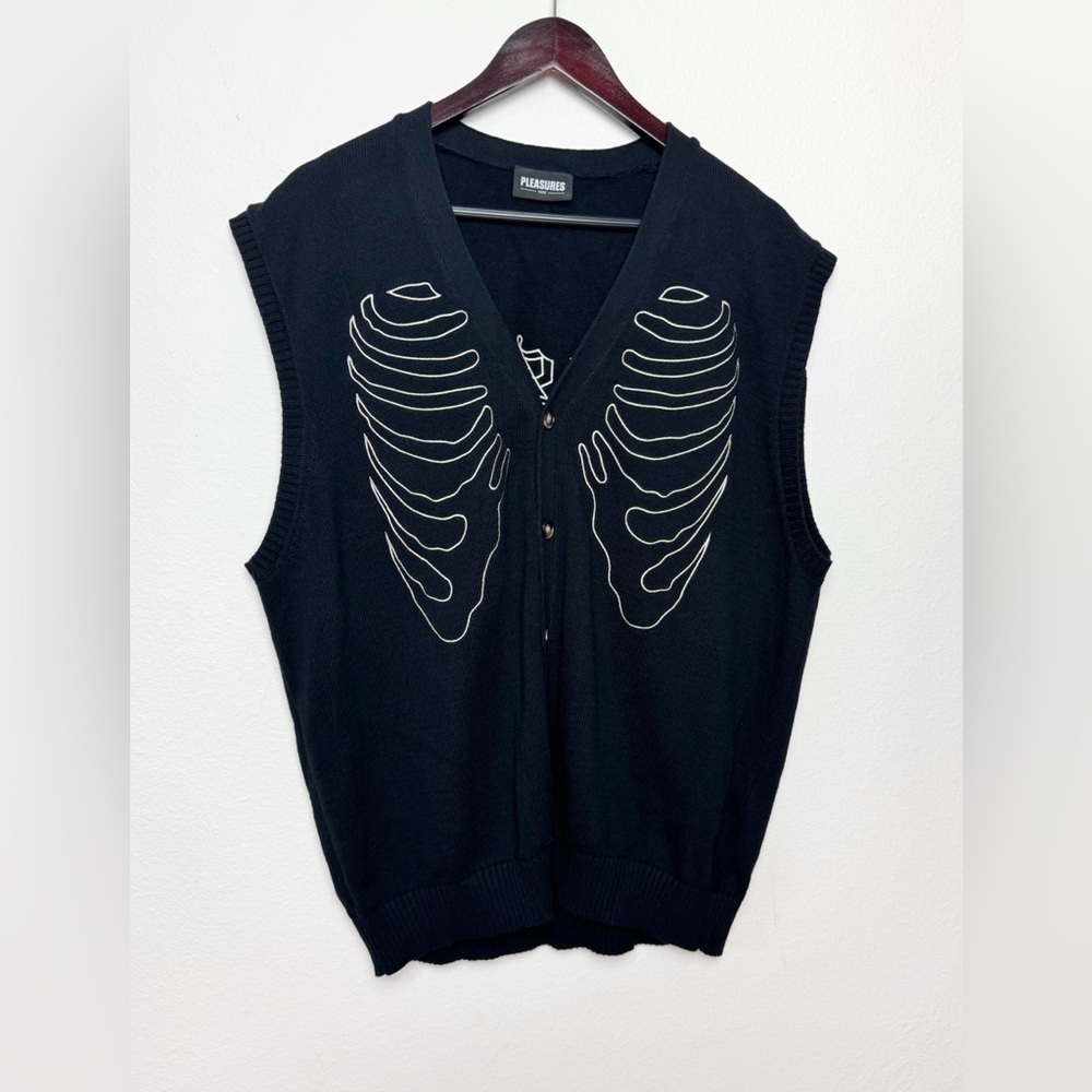 Pleasures Men’s Black Cage Sweater Vest XL Knit Button Down Grunge Punk Goth